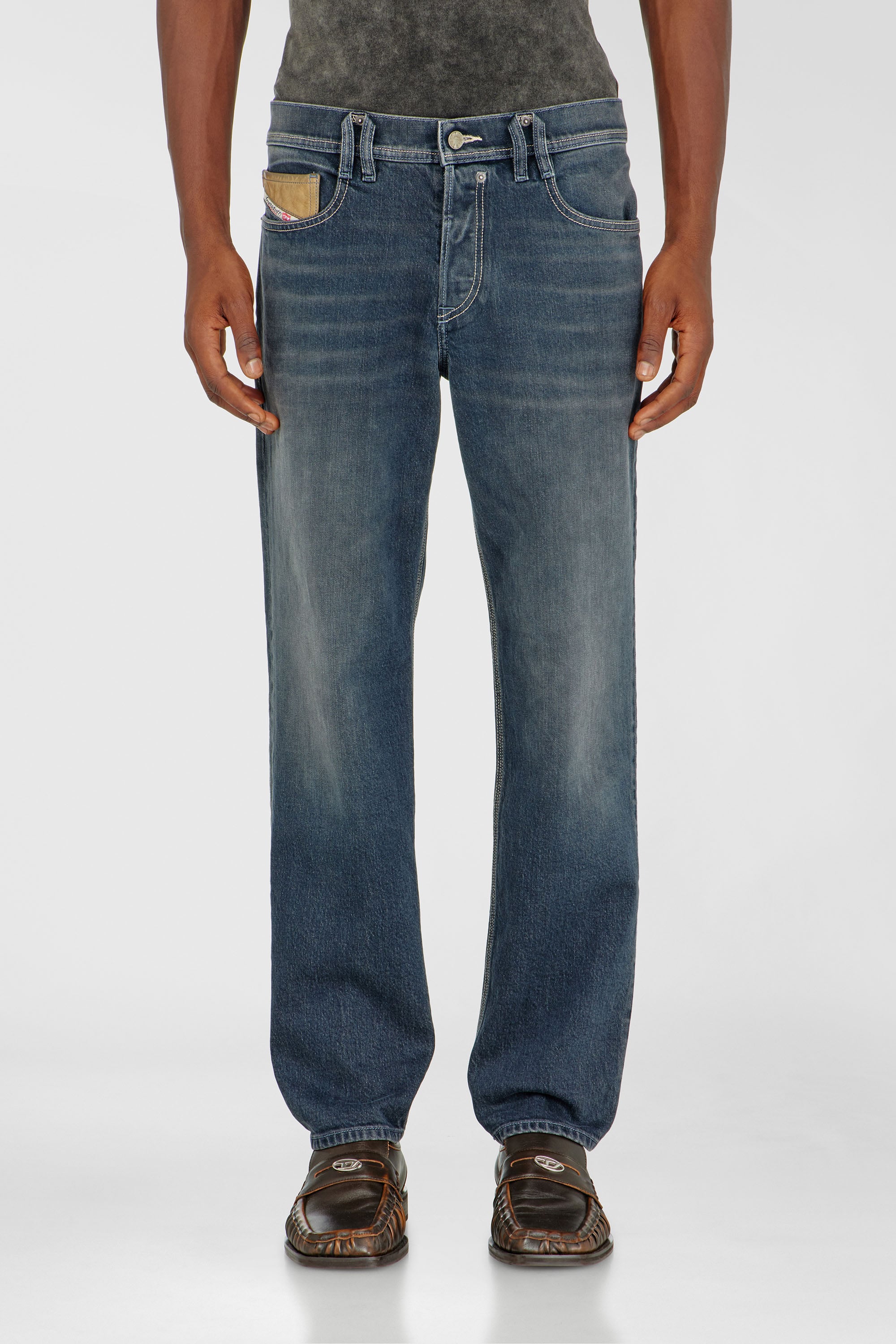 Diesel - Regular Jeans 2023 D-Finitive 007GQ Hombre, Azul medio - 1