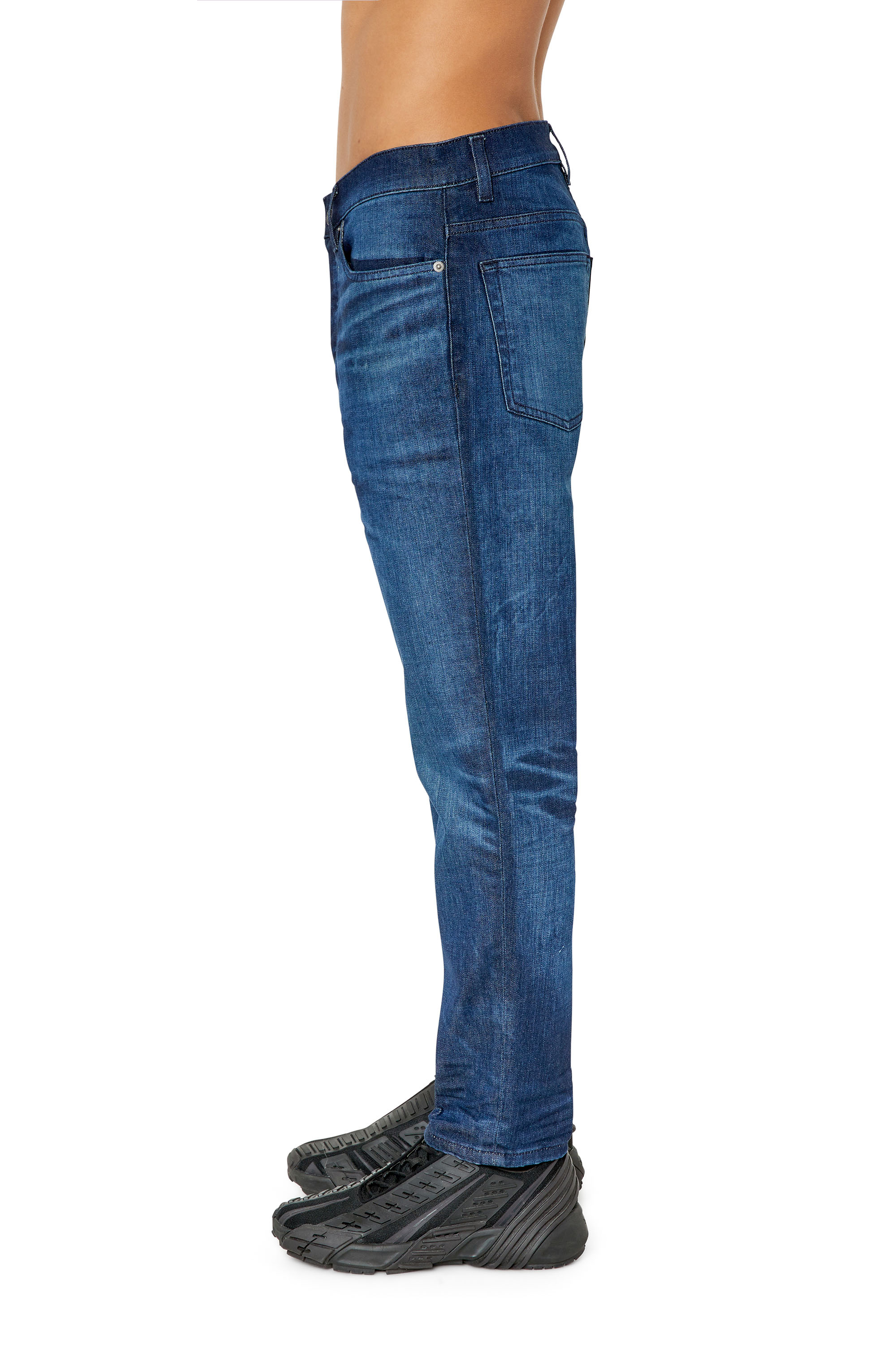 Diesel - 2005 D-FINING 0TFAT Tapered Jeans, Azul Oscuro - Image 4