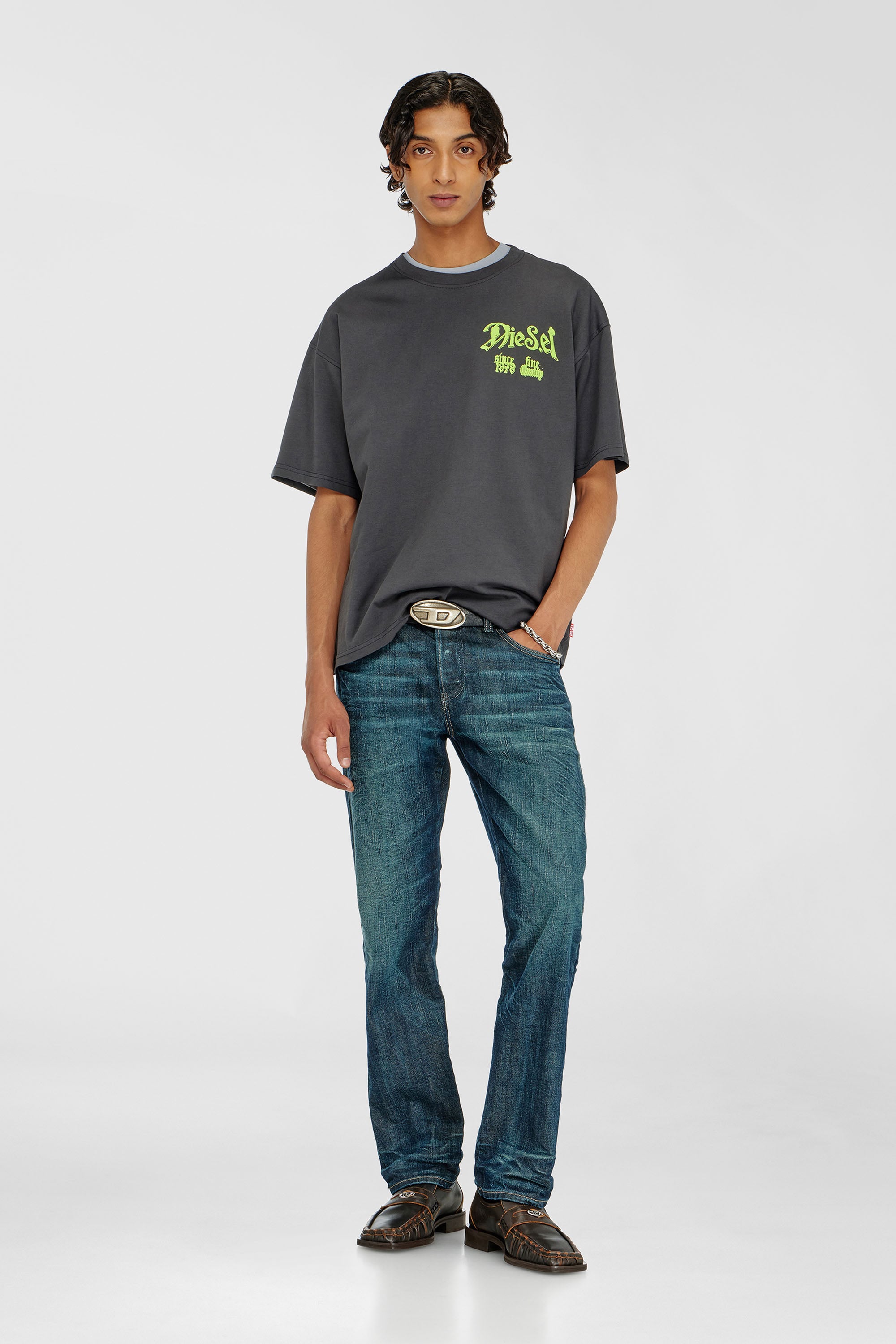 Diesel - T-BOXT-AA2, Camiseta de algod&oacute;n con gr&aacute;fico flocado Hombre in Gris - 2