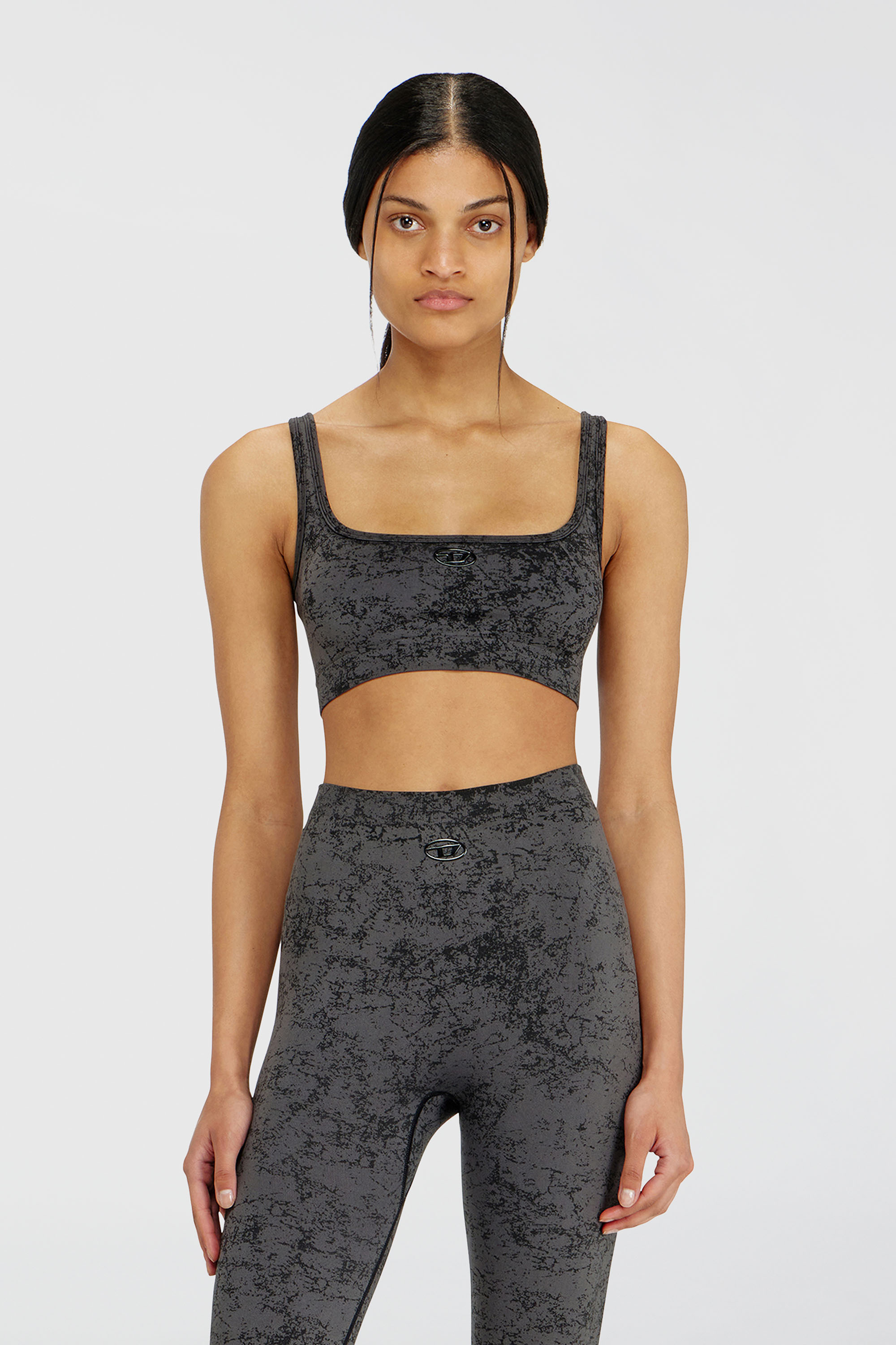 Diesel - HELLA-UTLT, Top deportivo con estampado utility Mujer in Gris - 3