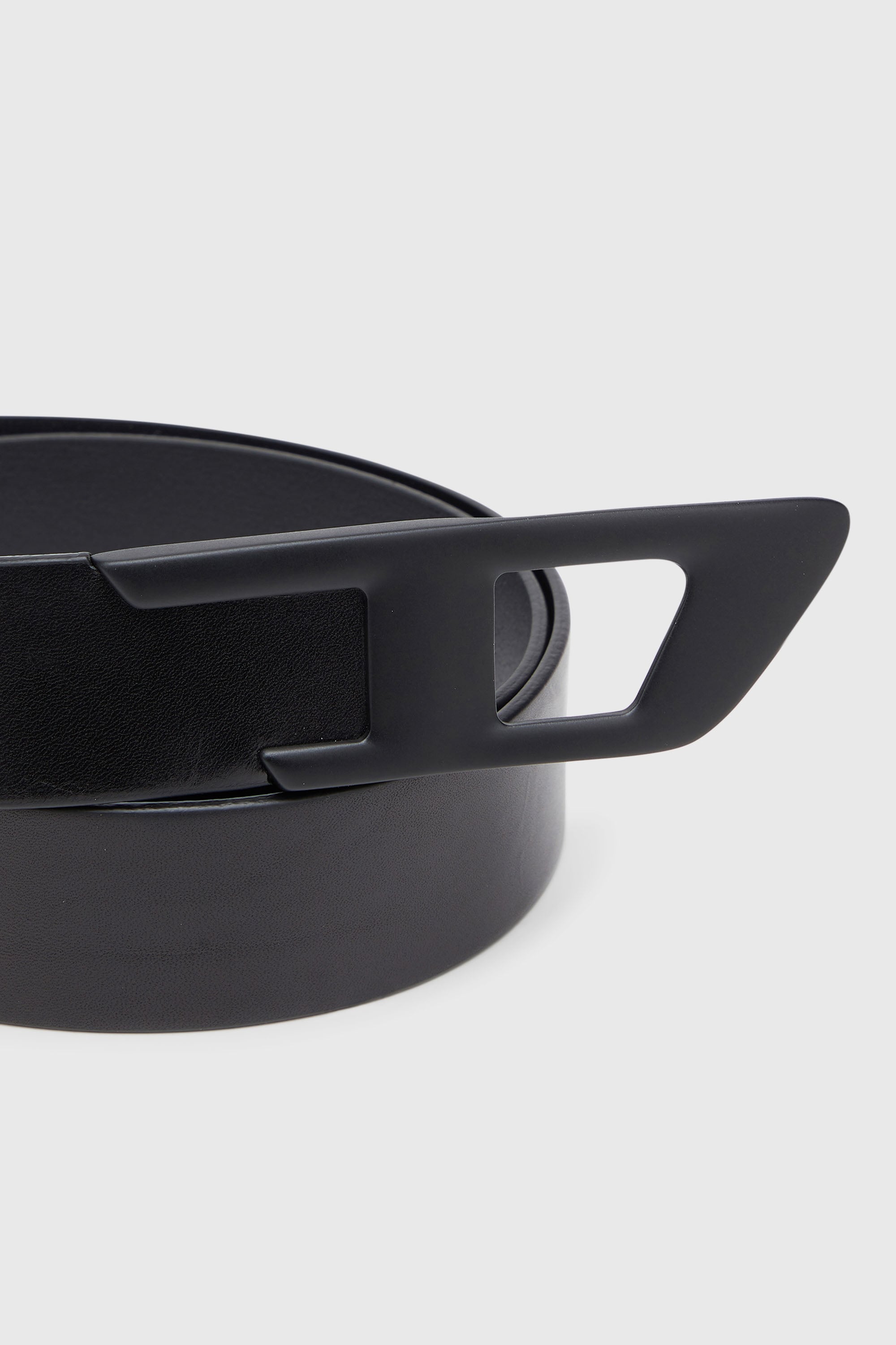 Diesel - B-D LOGO 2.0 40, Unisex's 4 cm leather belt with metal D buckle in Black - 3