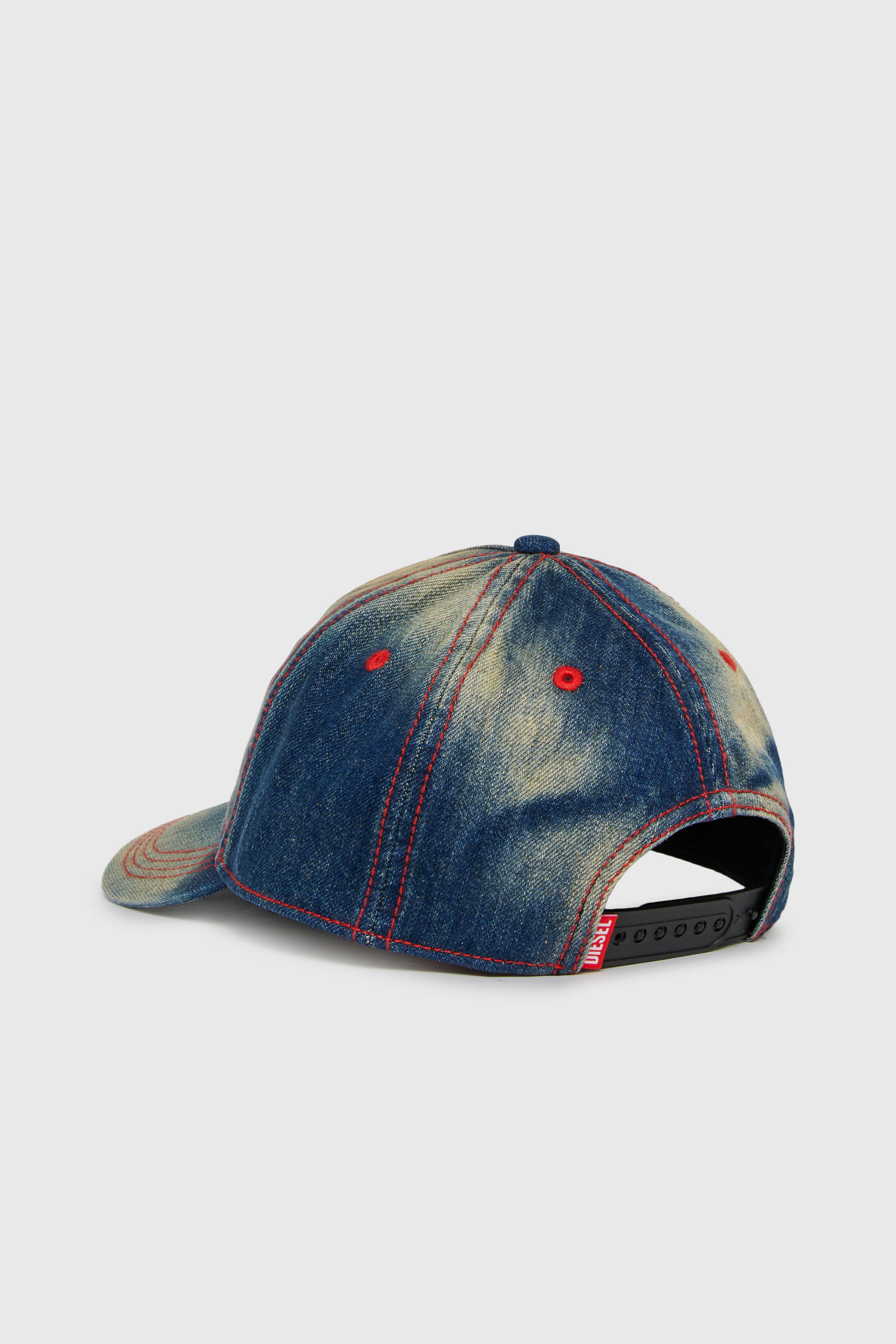 Diesel - FIMEN, Gorra de b&eacute;isbol en denim desgastado con bordado Oval D Unisex in Azul marino - 2