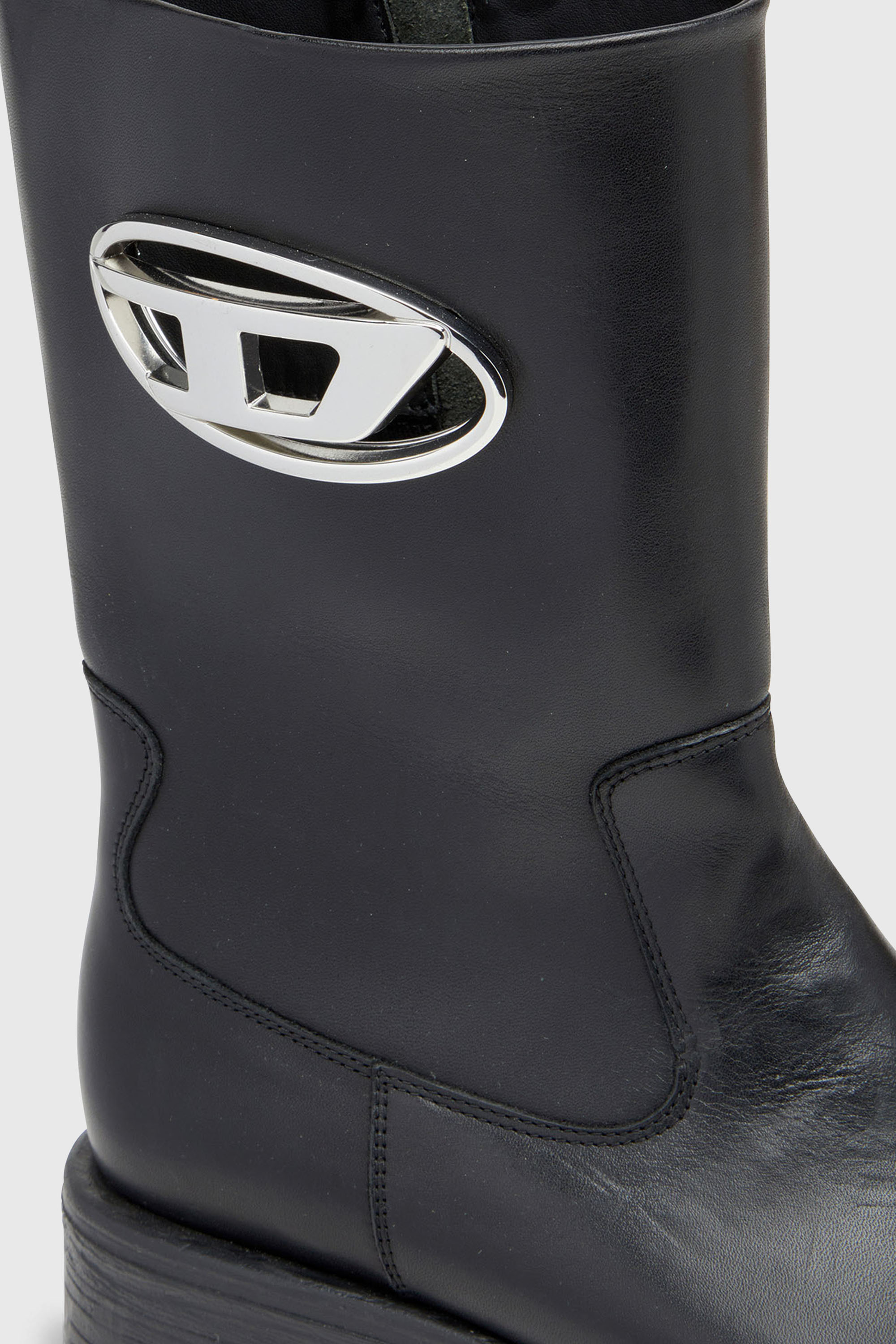 Diesel - D-HAMMER BKR D W, D-Hammer-Botas cut-out de cuero con herrajes con logo Mujer in Negro - 6