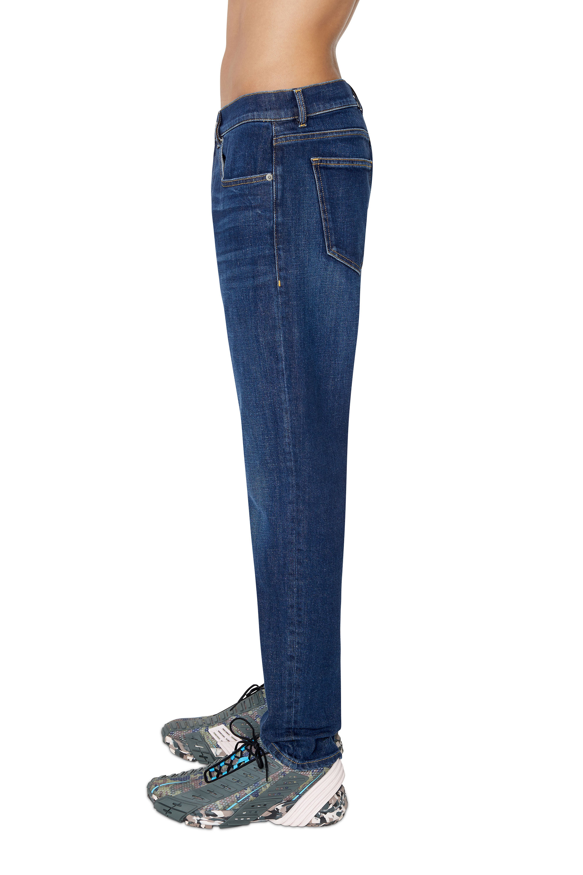 Diesel - 2019 D-Strukt 09B90 Slim Jeans, Azul Oscuro - Image 4