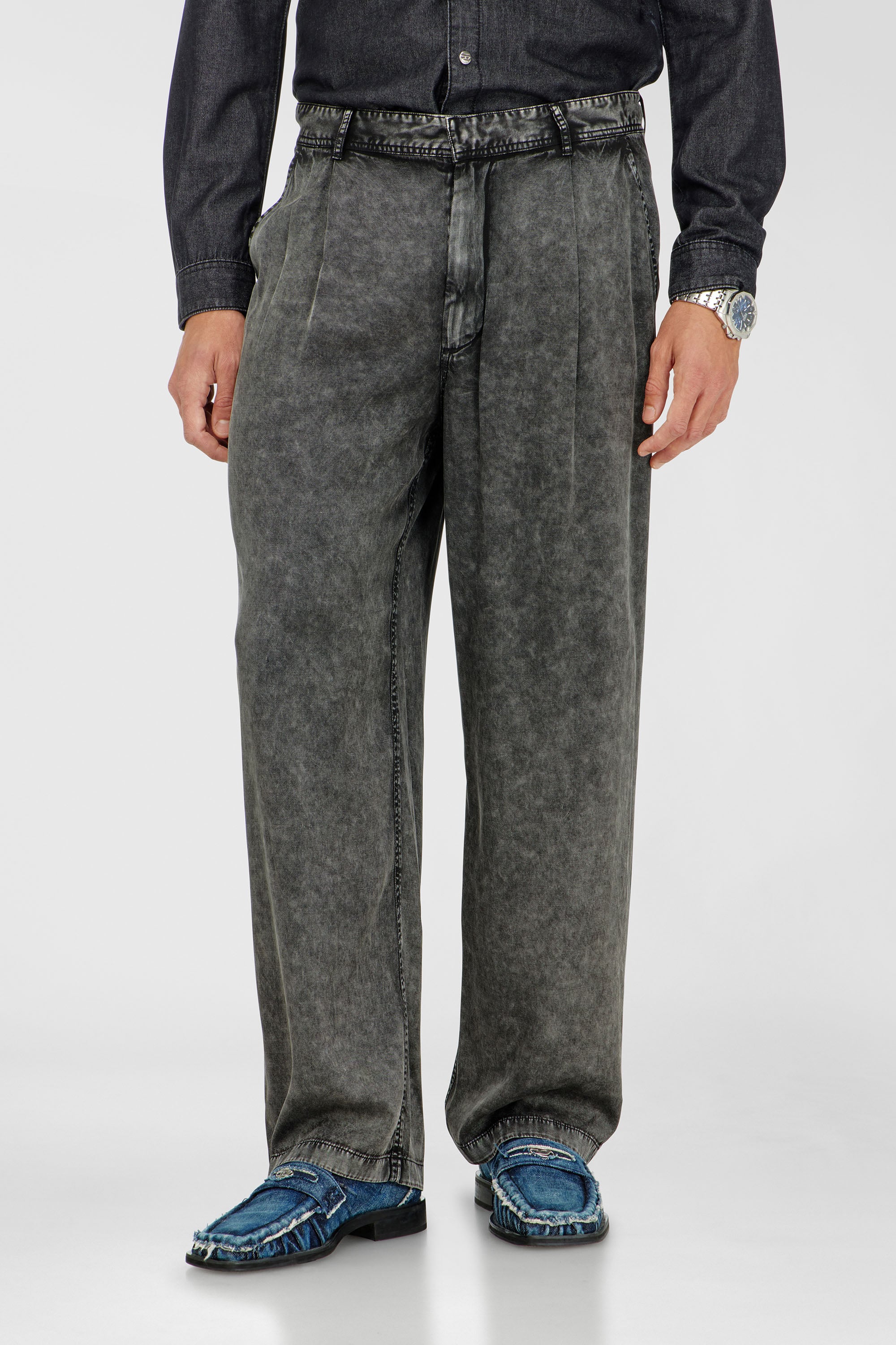 Diesel - P-FAUST-NIBC, Pantal&oacute;n wide leg de viscosa efecto denim Hombre in Gris - 1