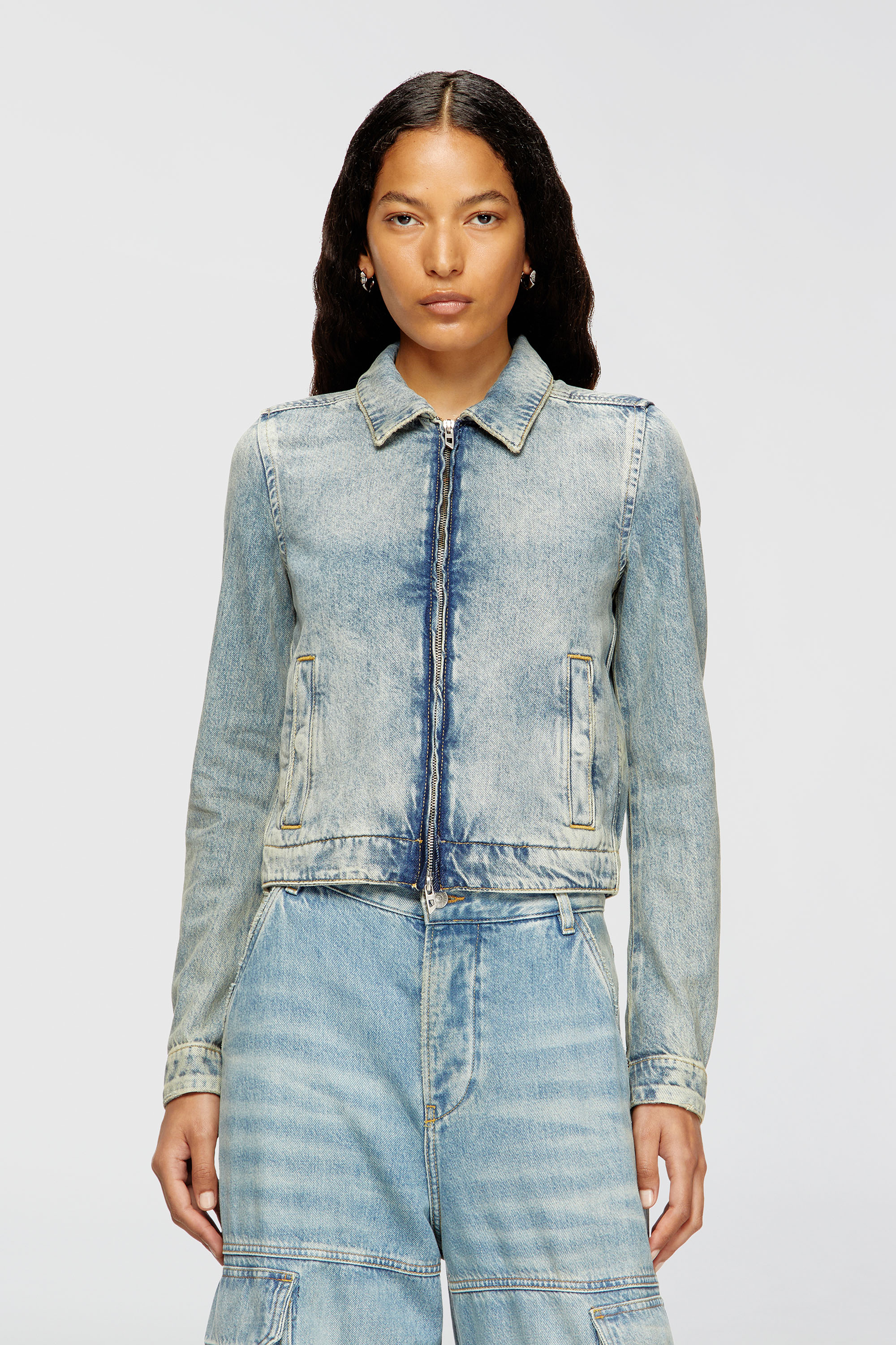 Diesel - DE-CORB, Chaqueta de denim fluido con efecto sucio Mujer in Azul marino - 3