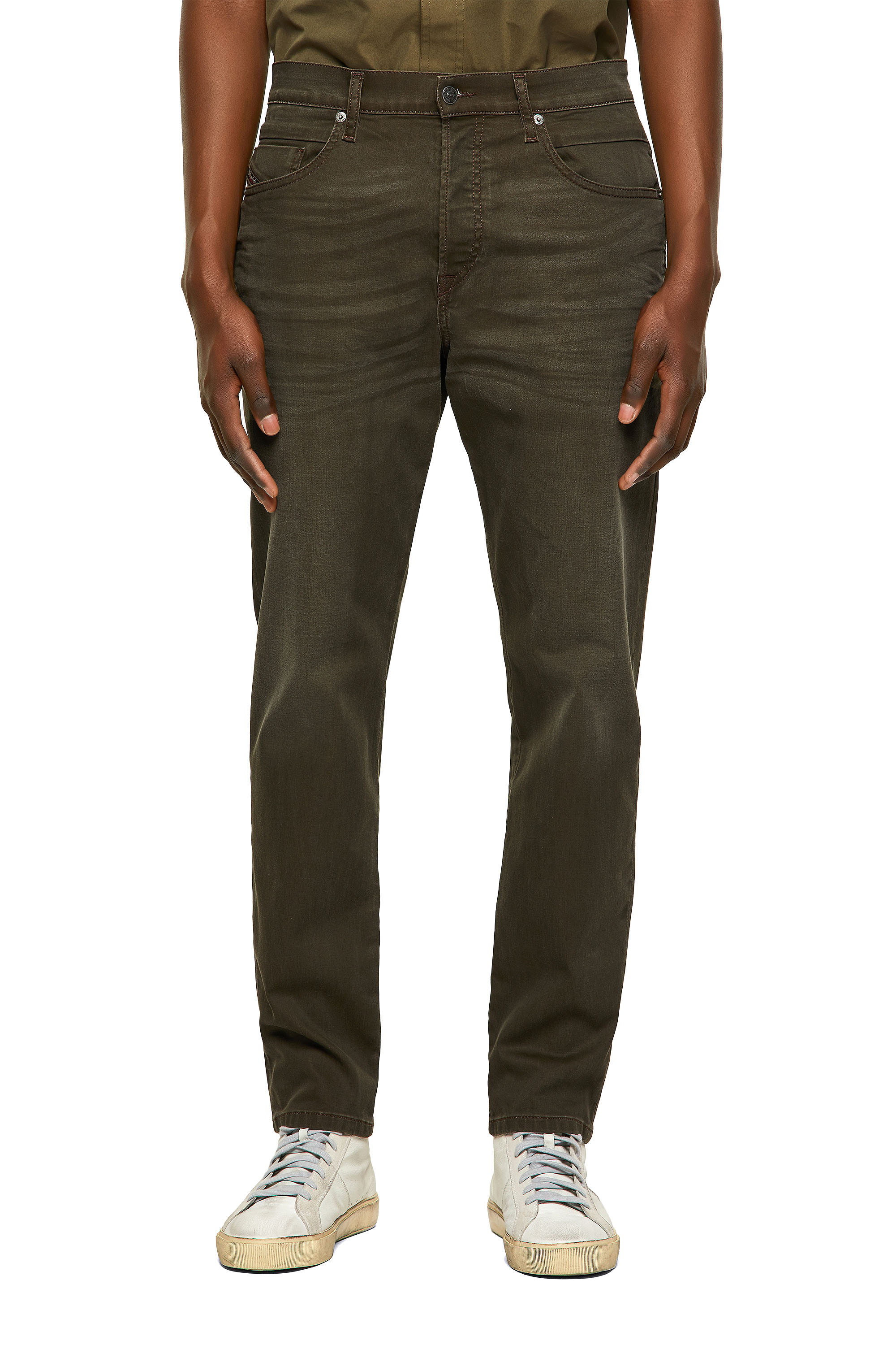 D-Fining-Chino 0699P, Verde Militar - Vaqueros