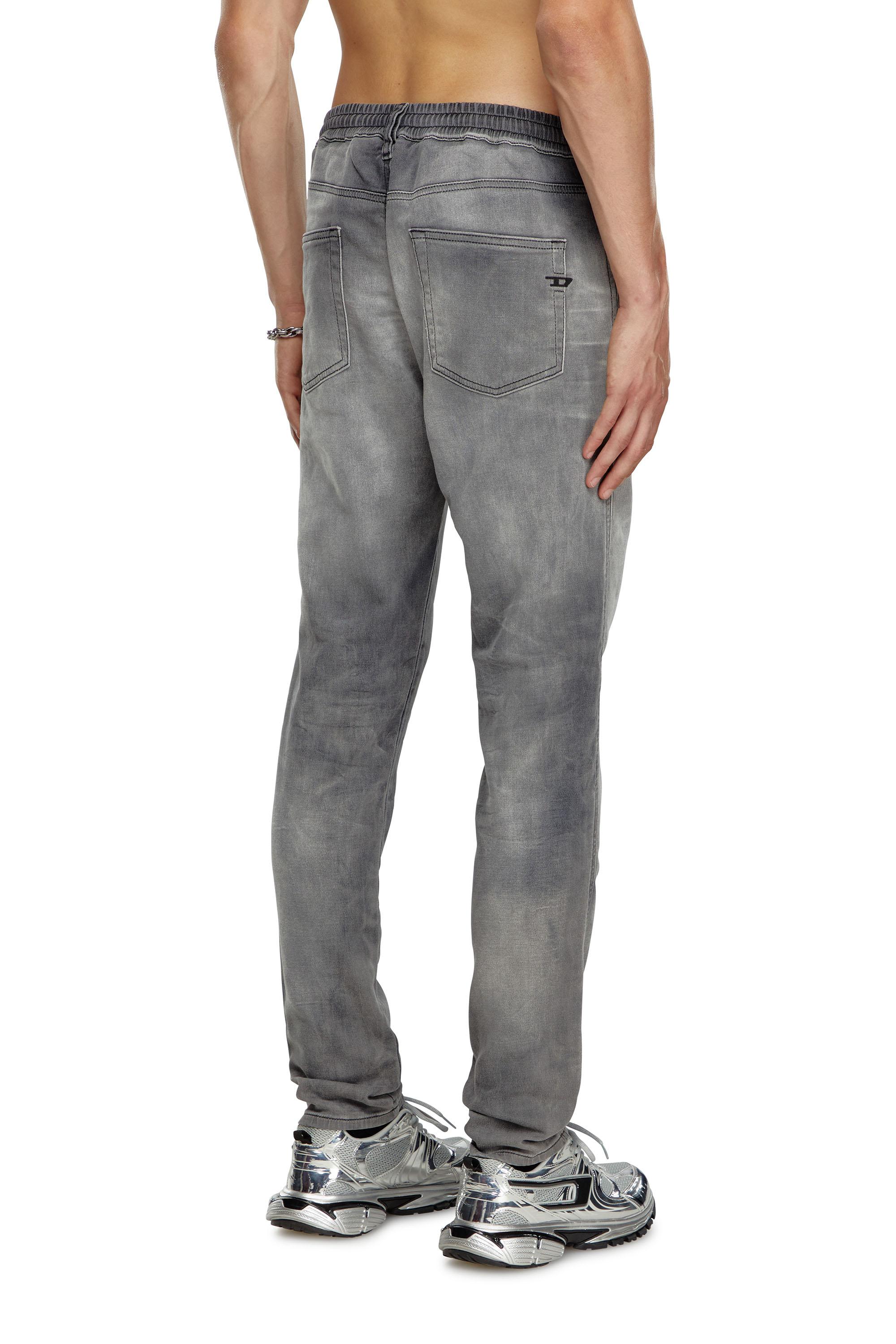 Diesel - Slim 2060 D-Strukt Joggjeans&reg; 068LR Hombre, Gris oscuro - 3