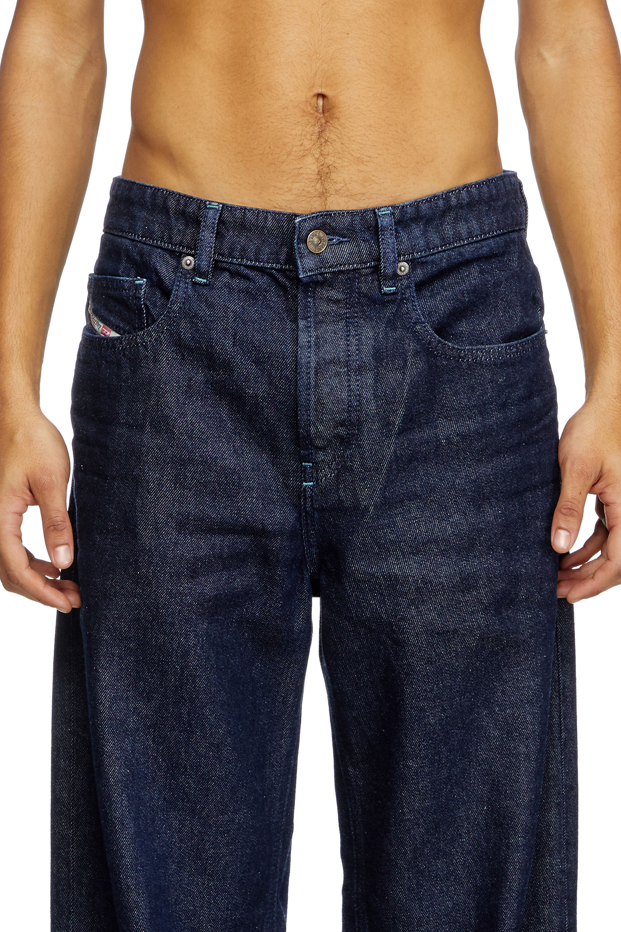 Diesel - Relaxed Jeans 2001 D-Macro 0GRDV Hombre, Azul Oscuro - 4