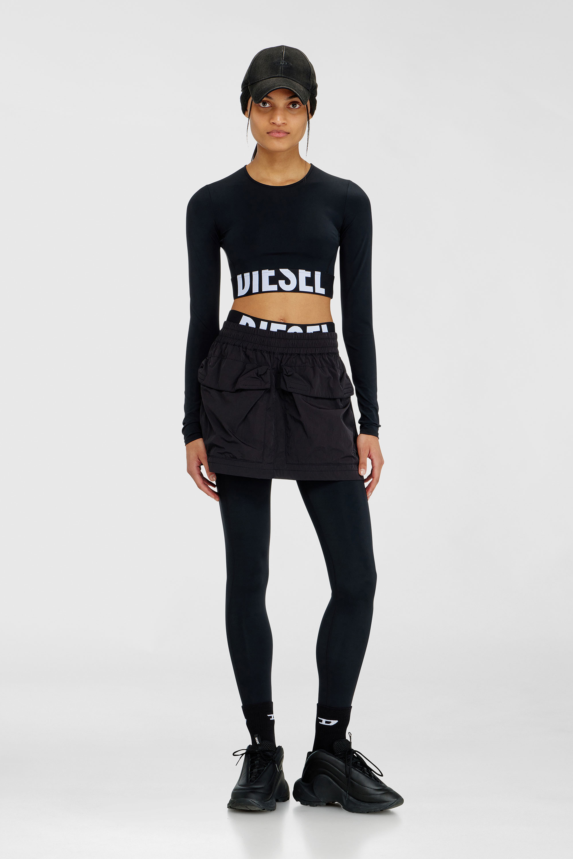 Diesel - ADELINE-D-POP, Leggings de microfibra con logotipo recortado Mujer in Negro - 5