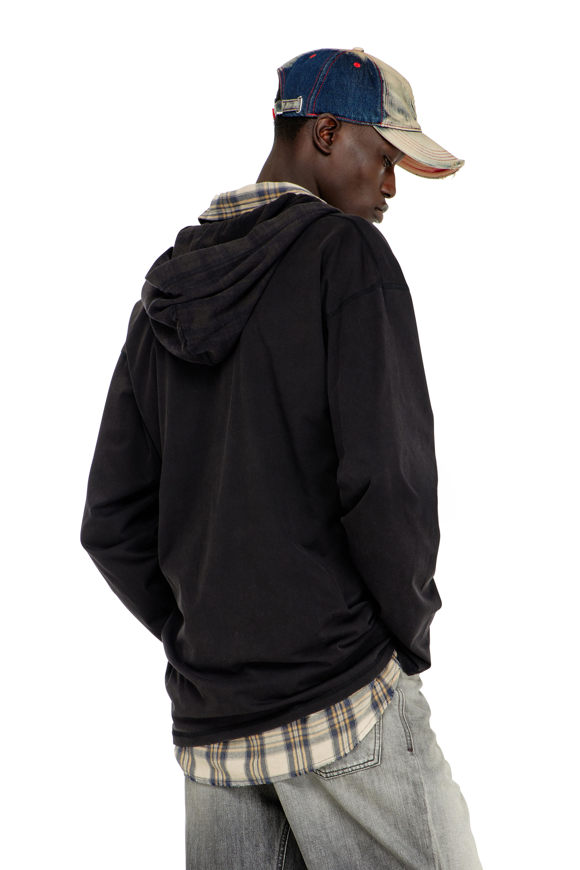 Diesel - T-BOXT-LS-HOOD-CHECK, Camiseta de manga larga con capucha de franela Hombre in Negro - 4