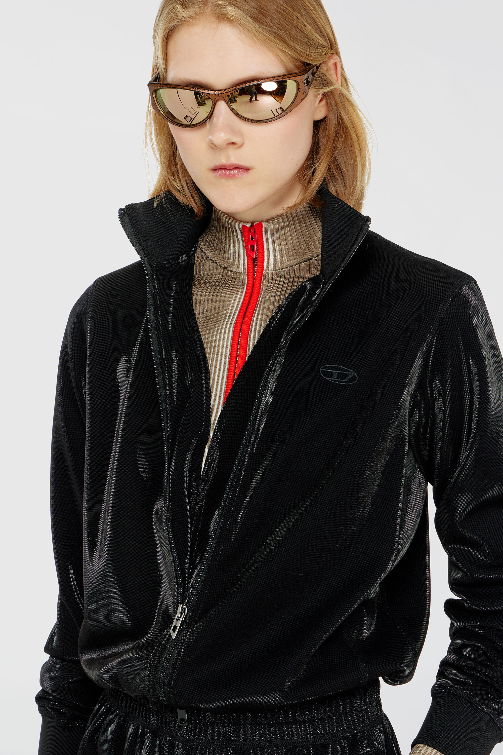 Diesel - F-ROSY, Sudadera con cremallera y efecto piqu&eacute; brillante Mujer in Negro - 5