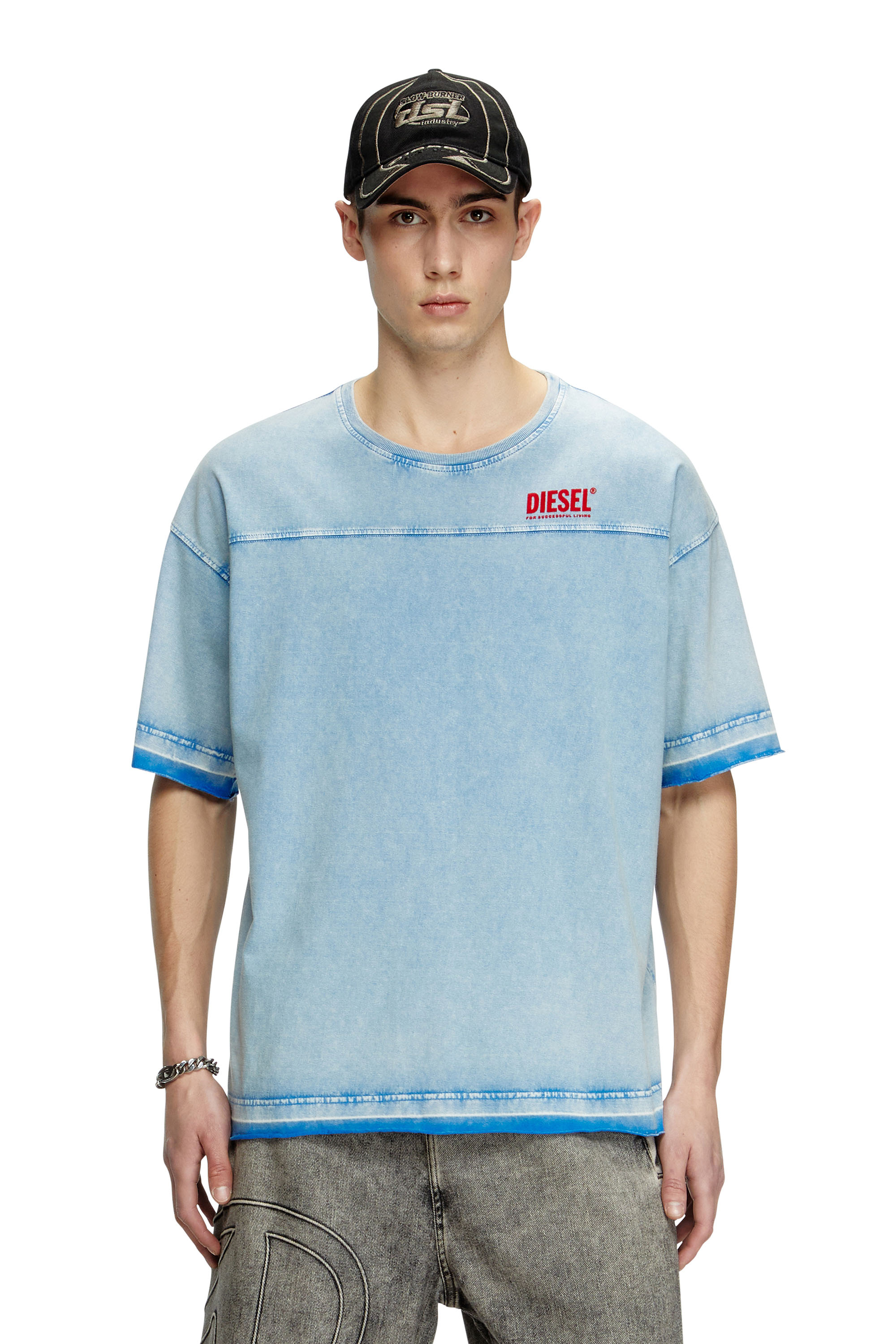 Diesel - T-HOXT, Camiseta con apariencia denim y dobladillos sueltos Hombre in Azul marino - 1