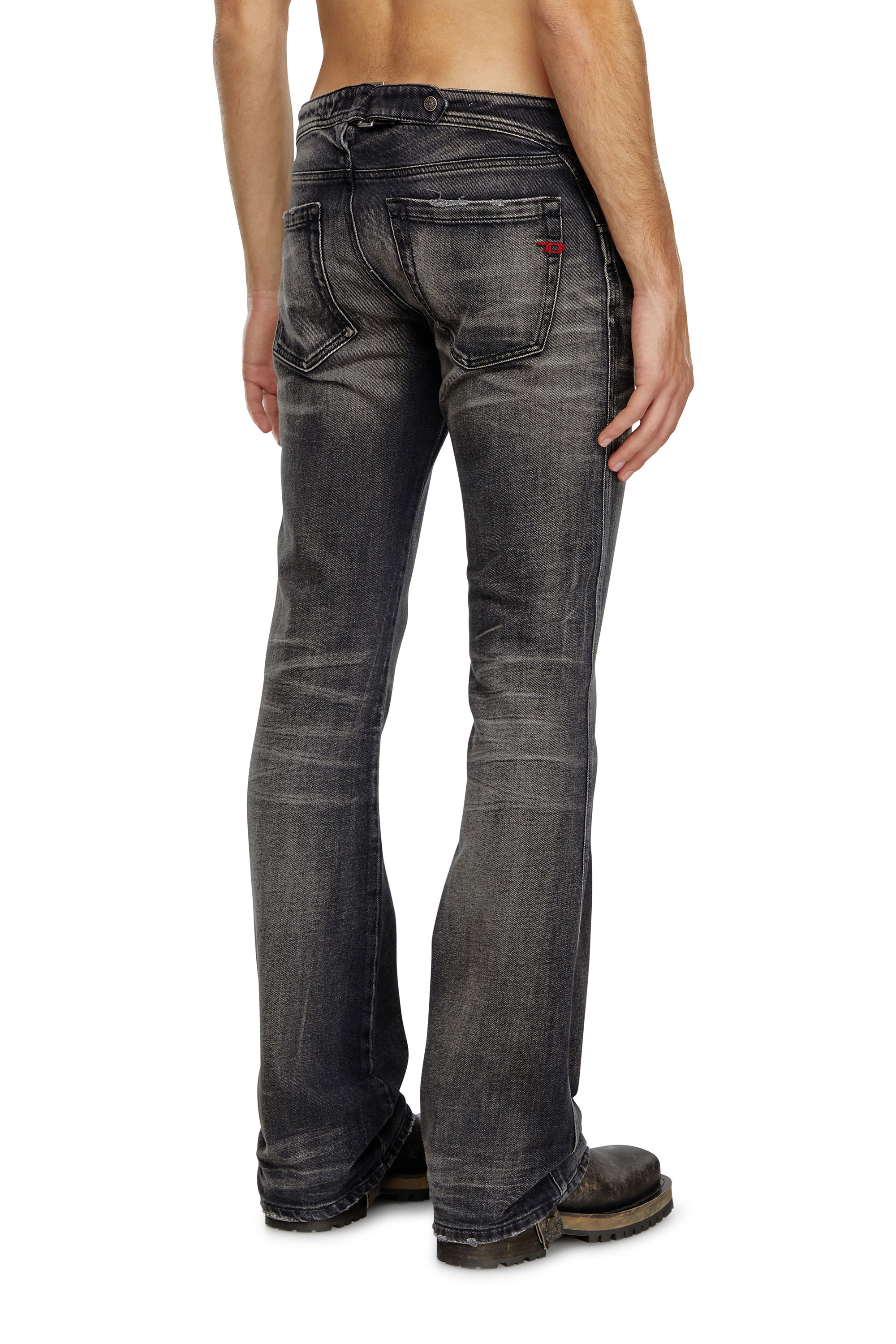 Diesel - Bootcut Jeans D-Backler 09J65, Hombre Bootcut Jeans - D-Backler in Negro - Image 4