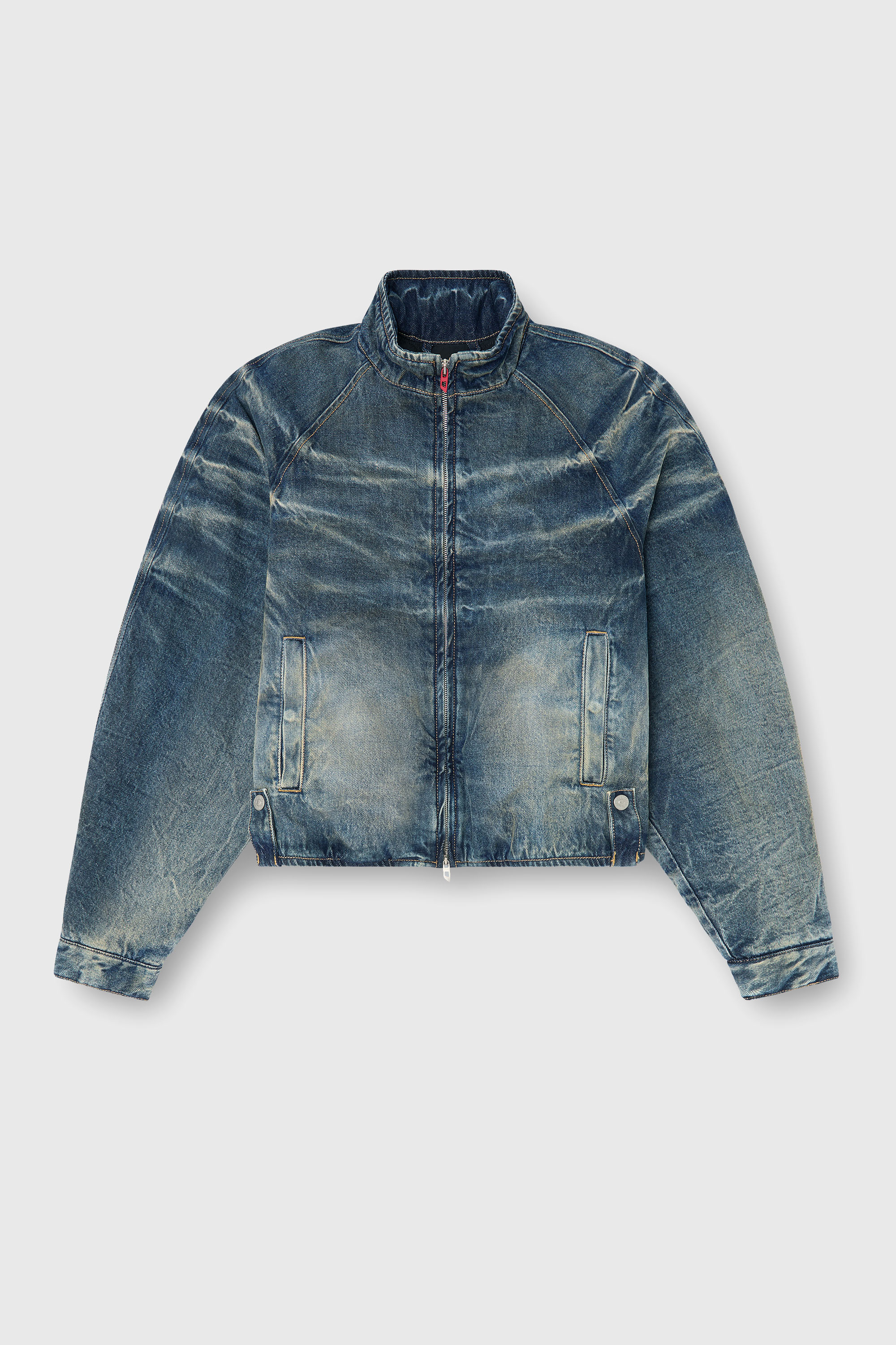 Diesel - DE-BARUS-FSJ1, Chaqueta acolchada de denim arrugado con efecto sucio Mujer in Azul marino - 2