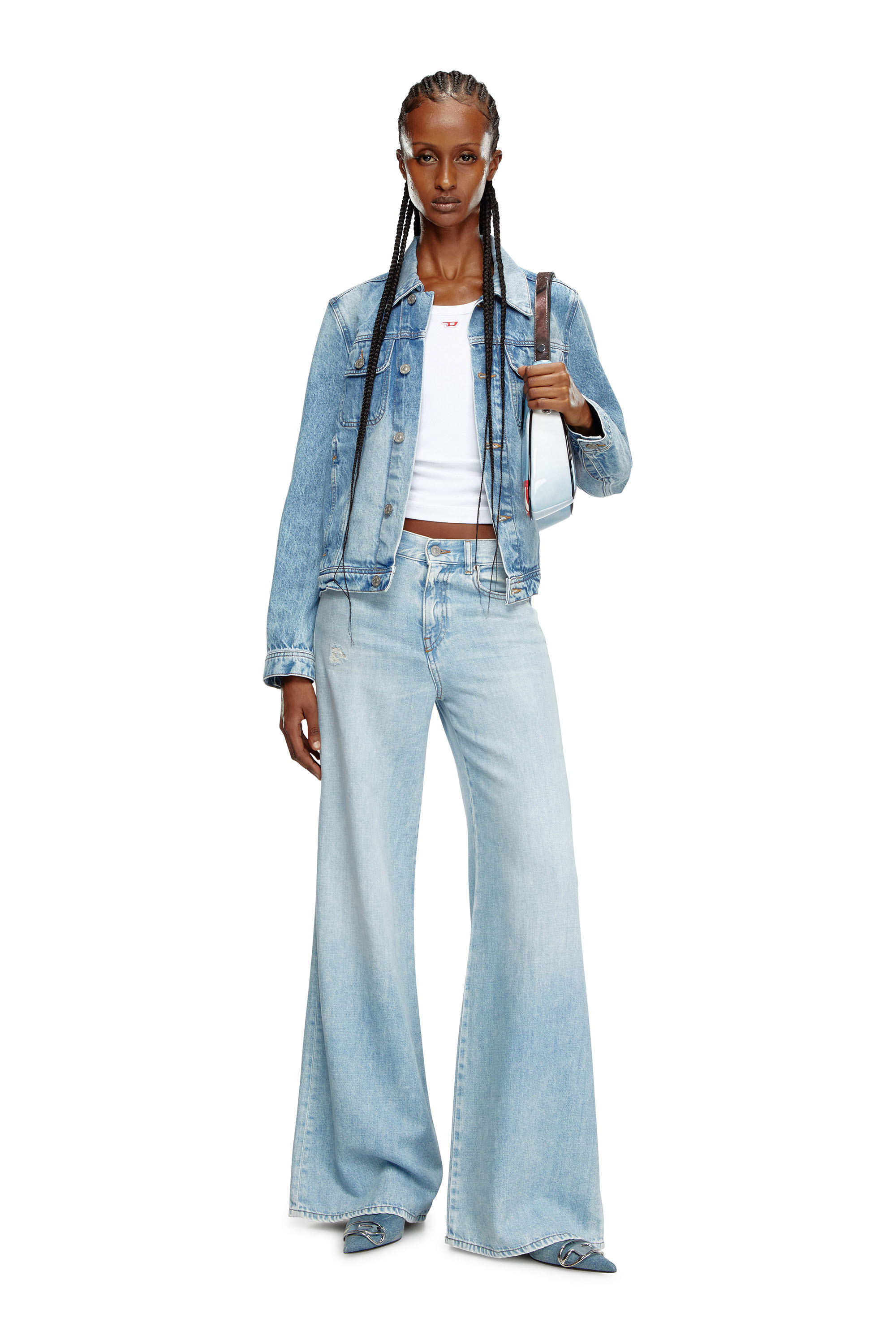 Diesel - Mujer Bootcut and Flare Jeans 1978 D-Akemi 068MQ, Azul Claro - Image 1