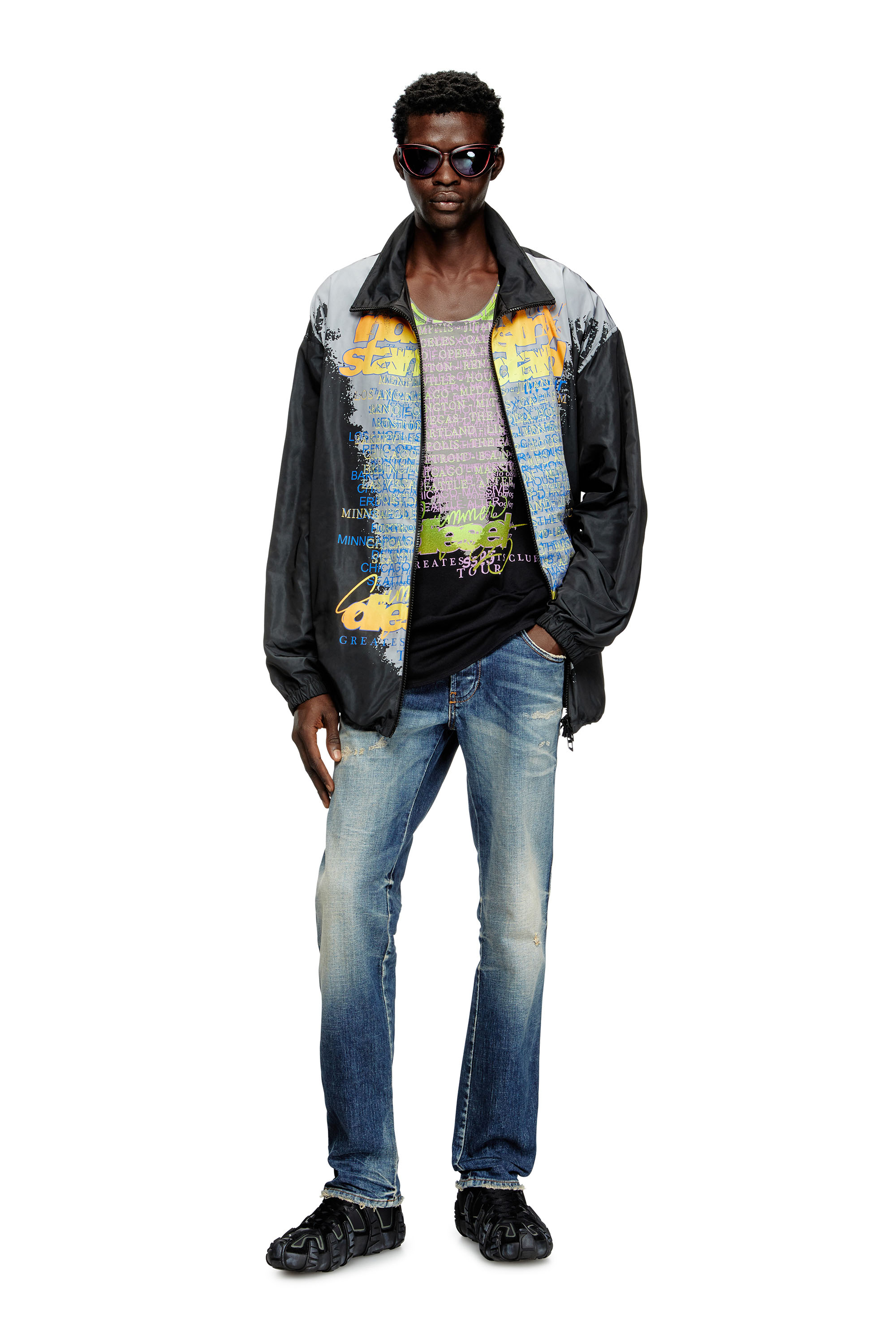 J-ERIK, Negro Diesel - J-ERIK, Chaqueta de tejido técnico con estampado de letras de canciones Unisex in Negro - 1