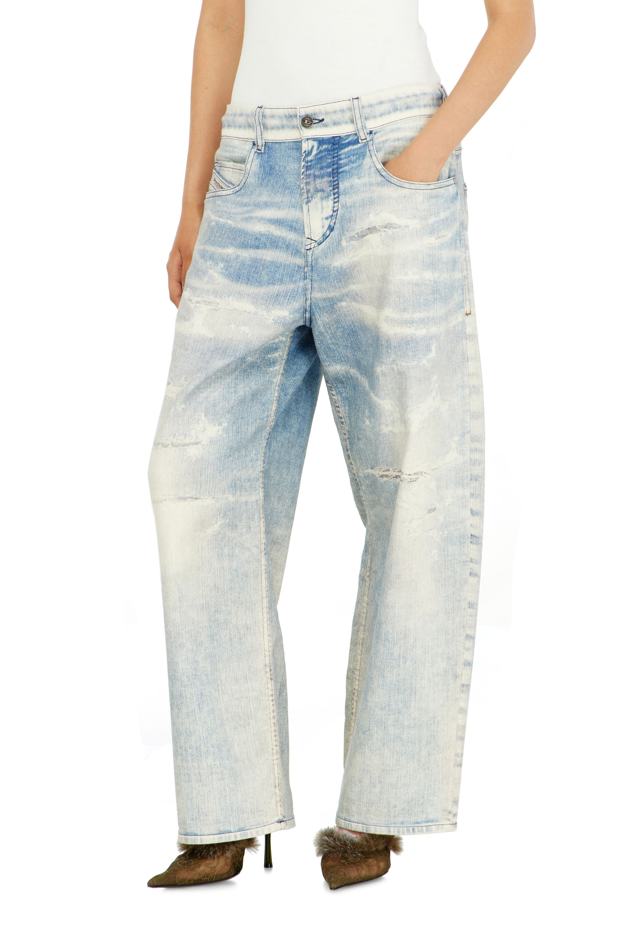 Diesel - Relaxed 2097 D-Enim-M Joggjeans&reg; 068XM Unisex, Azul Claro - 2