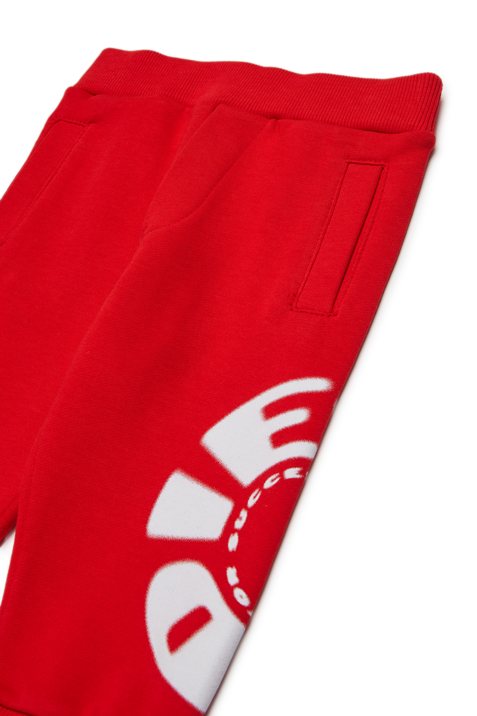 PRAVONB, Rojo