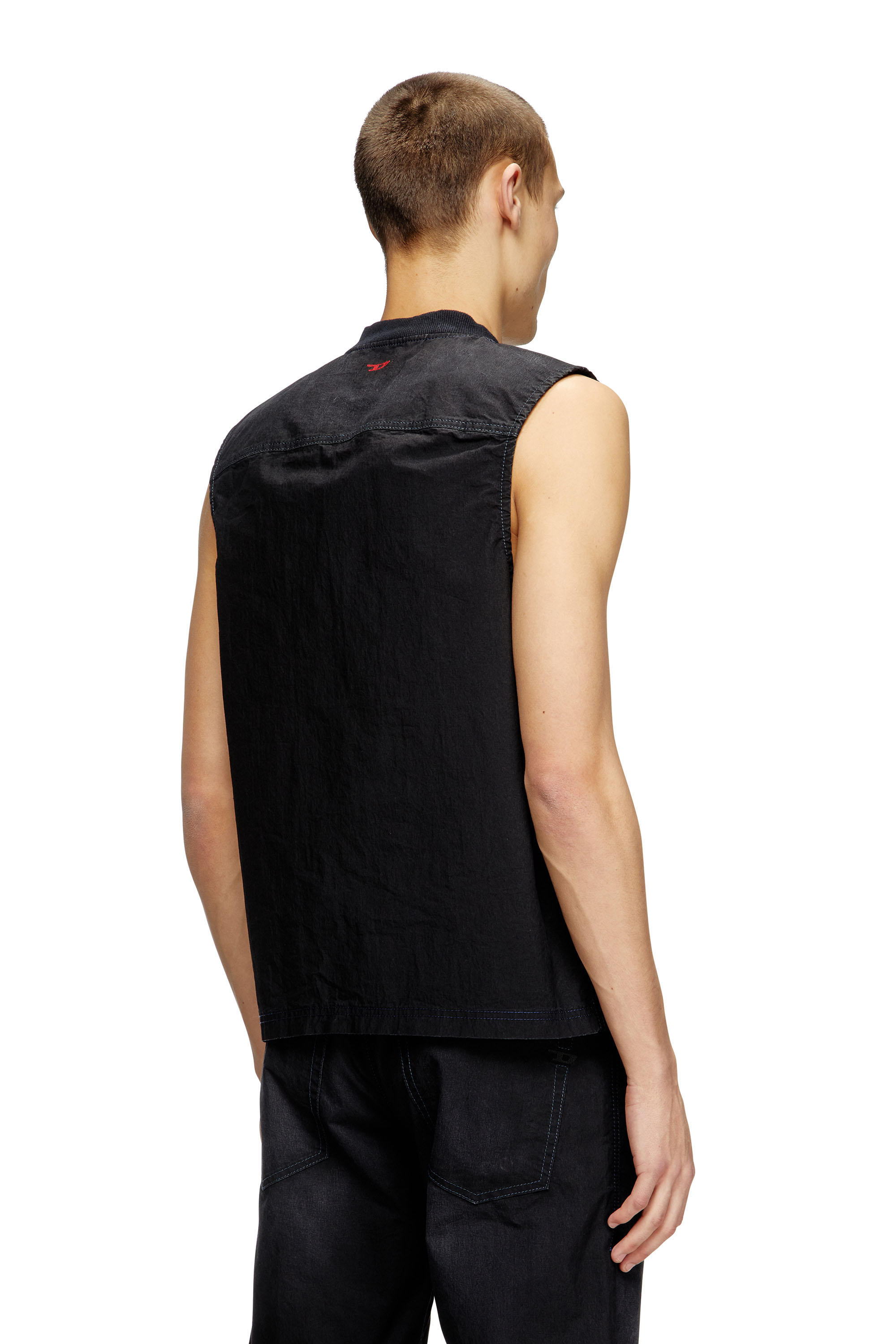 Diesel - D-SUND-D-N JOGG, Chaleco sin mangas en tejido técnico JoggJeans Unisex in Negro - 4