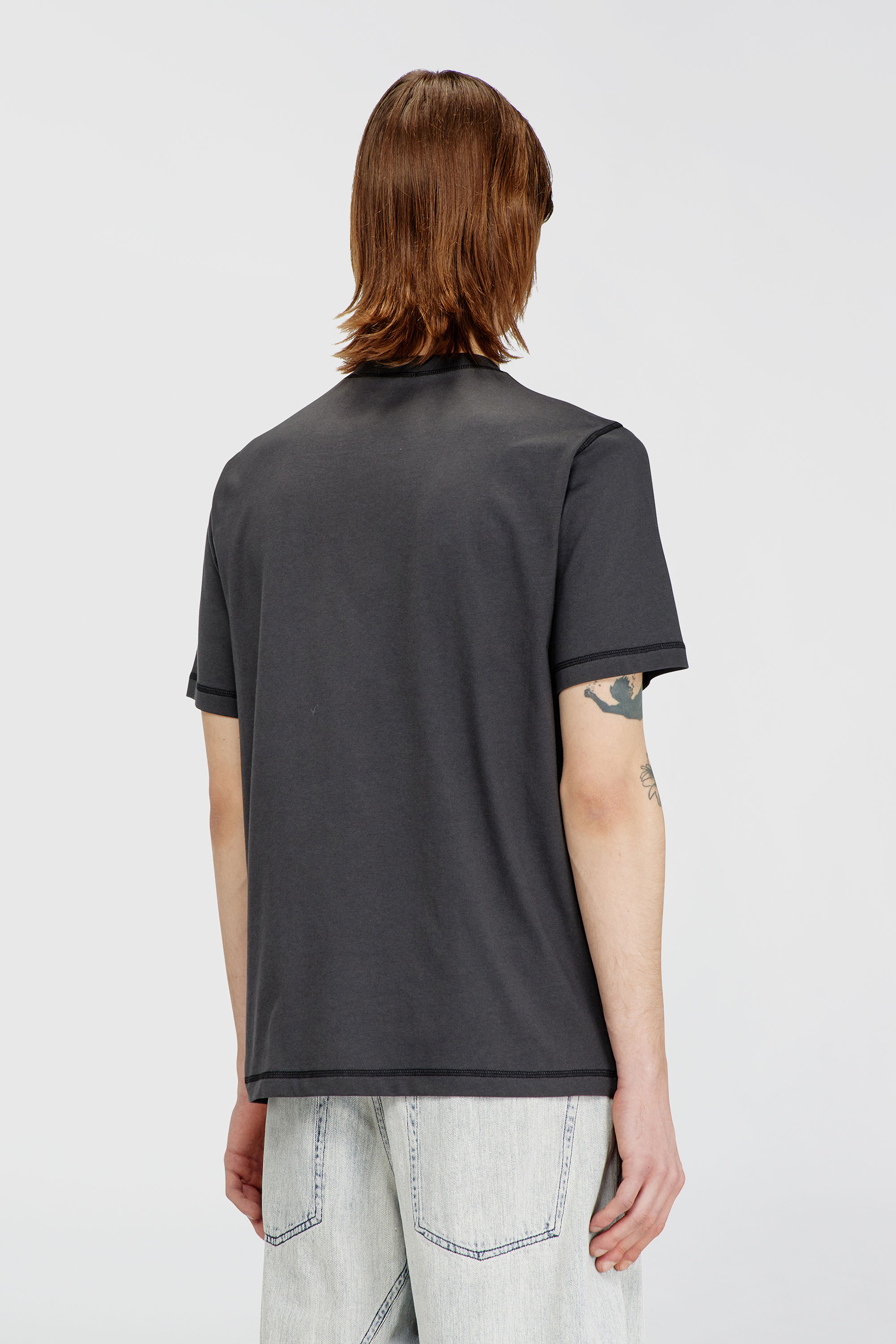 Diesel - T-ADJUST-V7, Camiseta con logotipo Oval D Hombre in Gris - 4