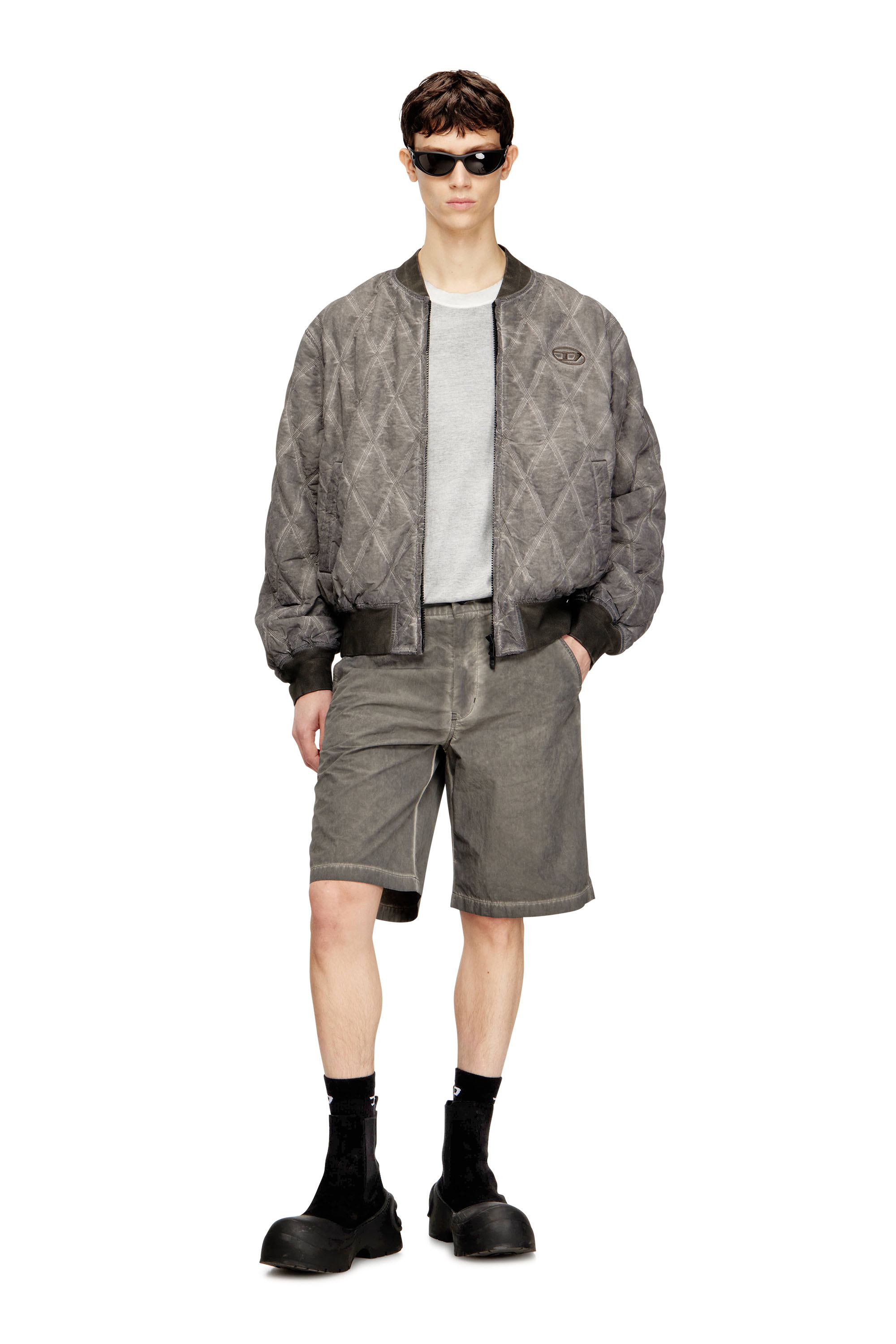 Diesel - P-HANT-CHINO-SHORT-TREAT, Pantalones cortos de nailon y algod&oacute;n con tinte pigmentado Hombre in Gris - 1