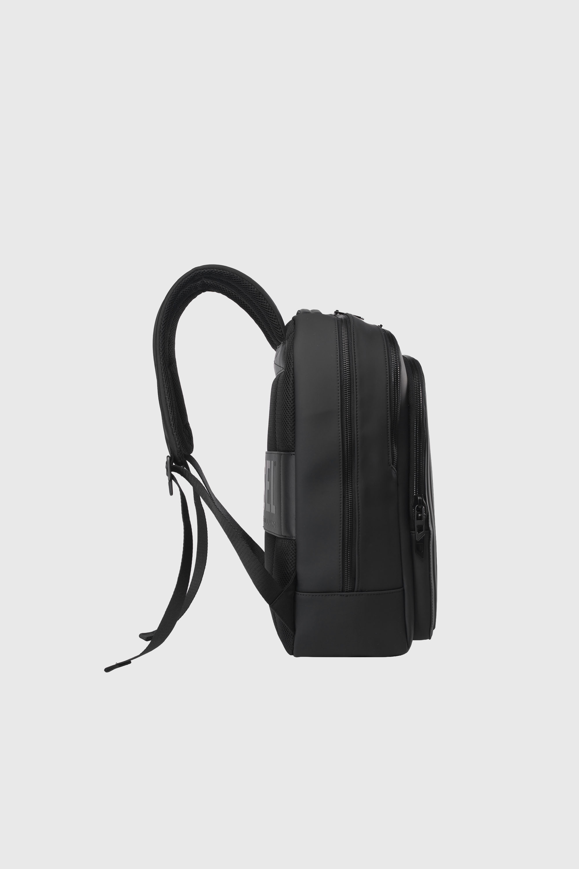 Diesel - DIESEL ALUMINUM BACKPACK DSB003, Mochila empresarial funcional Unisex in Negro - 4