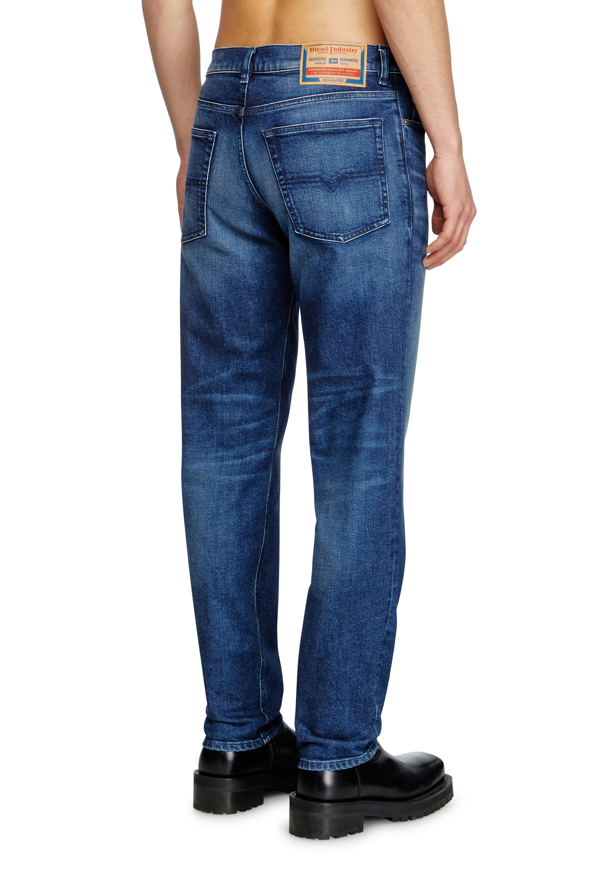 Diesel - Regular Jeans 2023 D-Finitive 09L51 Hombre, Azul Oscuro - 4