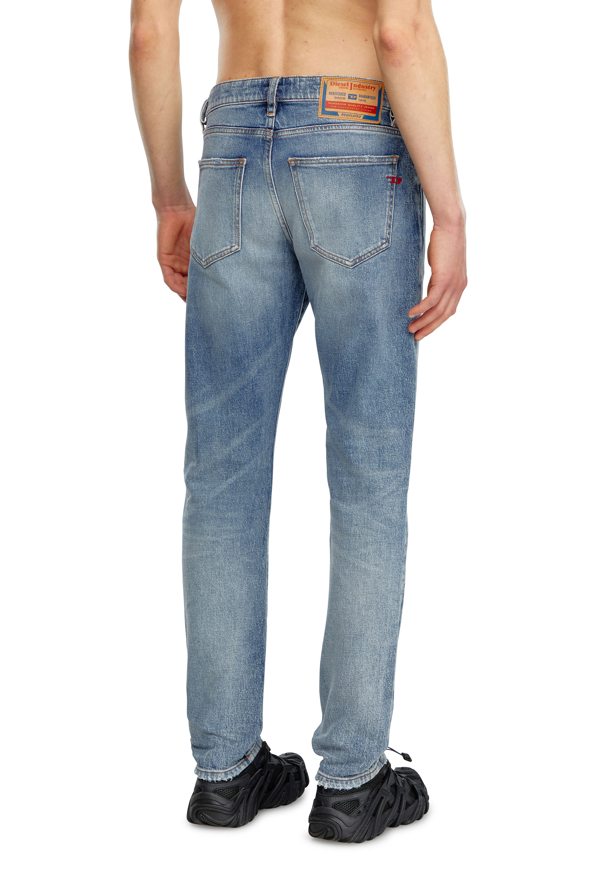 Diesel - Slim Jeans 2019 D-Strukt 09J57, Azul medio - Image 2