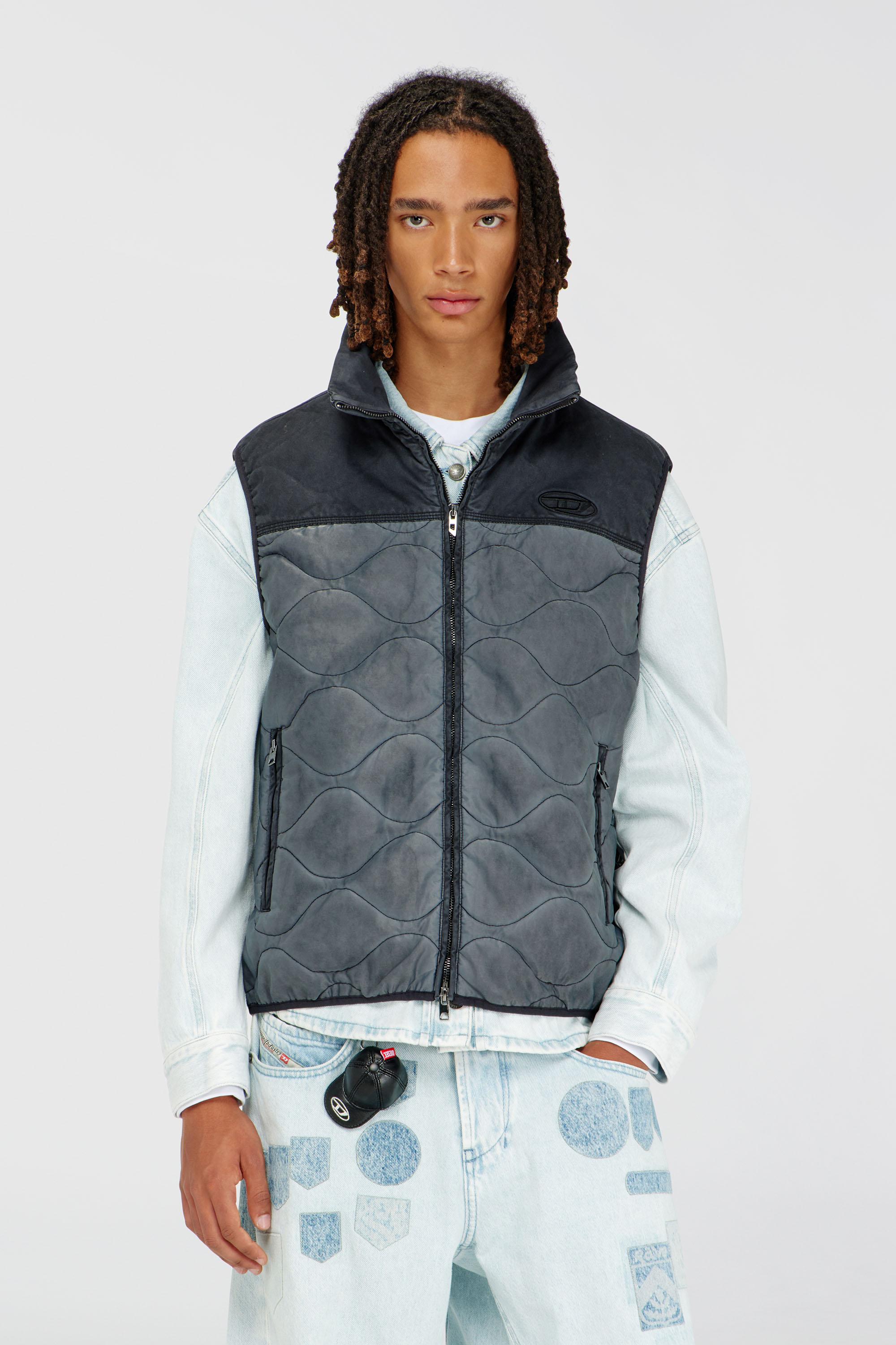 Diesel - J-ALVAR, Chaleco acolchado con cuello interior suave Hombre in Gris - 1
