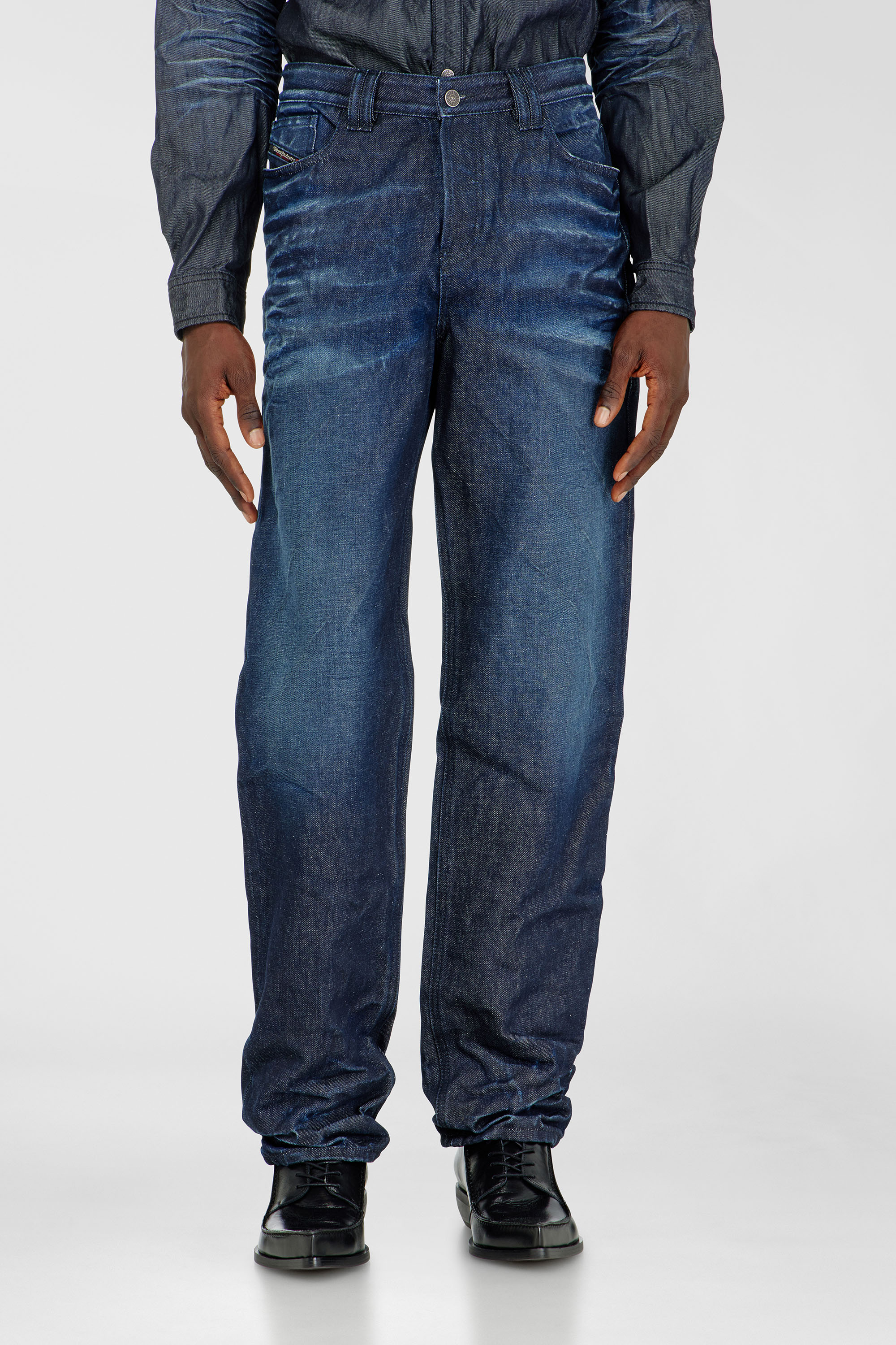 Diesel - Regular Jeans 1991 D-Voeed 007GF Hombre, Azul Oscuro - 1