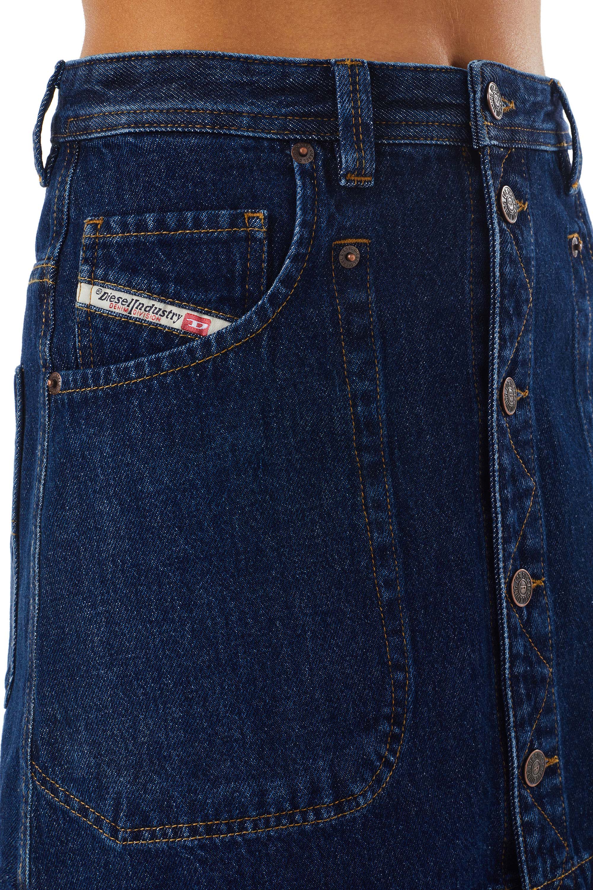 Diesel - DE-ALBUS A-LINE SKIRT, Minifalda en forma de A en denim Mujer in Azul marino - 6